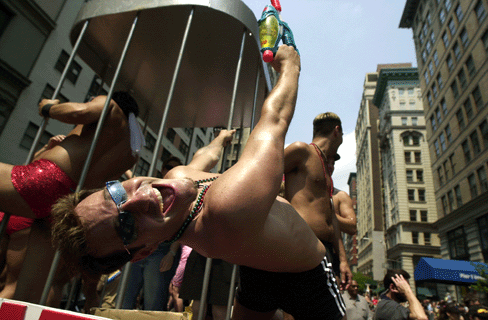 gaypride2003.gif